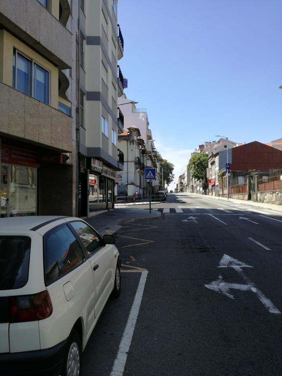 Moon City Center Apartment Porto Bagian luar foto