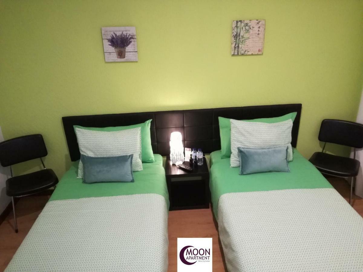 Moon City Center Apartment Porto Bagian luar foto