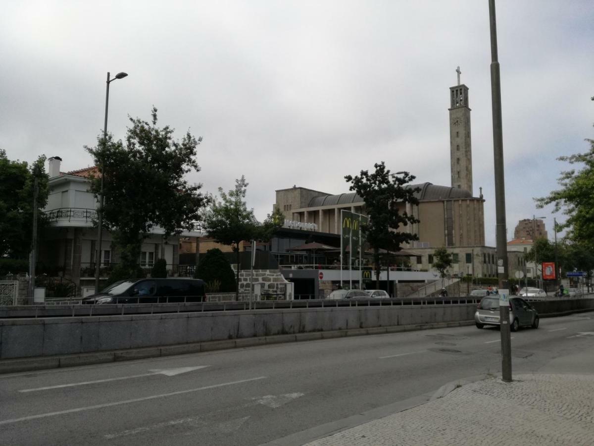 Moon City Center Apartment Porto Bagian luar foto